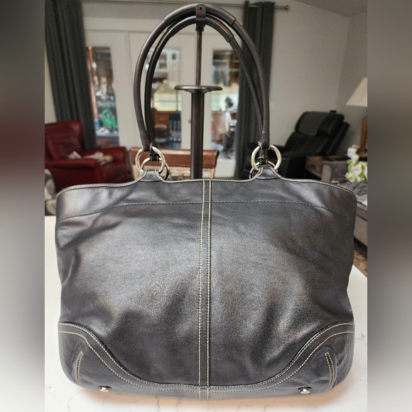 COACH Vintage 2004 Soho Soft Leather XL Carryall Tote Bag. Black K04S-5770 EUC - Picture 2 of 16